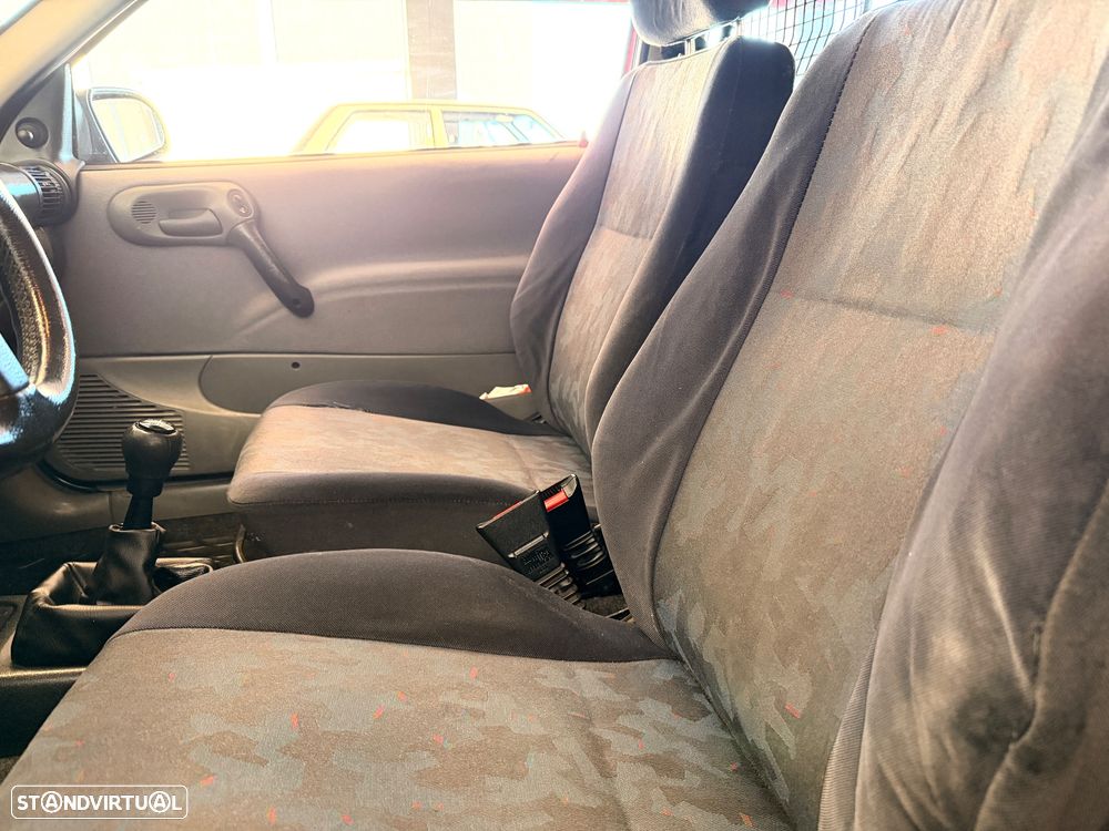 Opel Corsa 1.7 D Van - 5