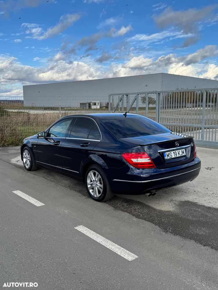 Mercedes-Benz C 180 CGI Automatik BlueEFFICIENCY Avantgarde - 2