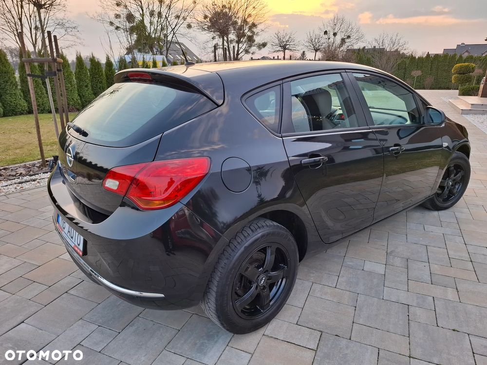 Opel Astra 1.4 Sport - 19
