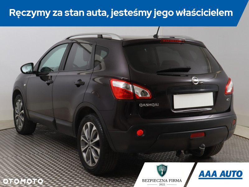 Nissan Qashqai - 6