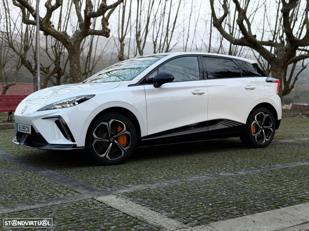MG MG4 64 kWh XPower Luxury - 3