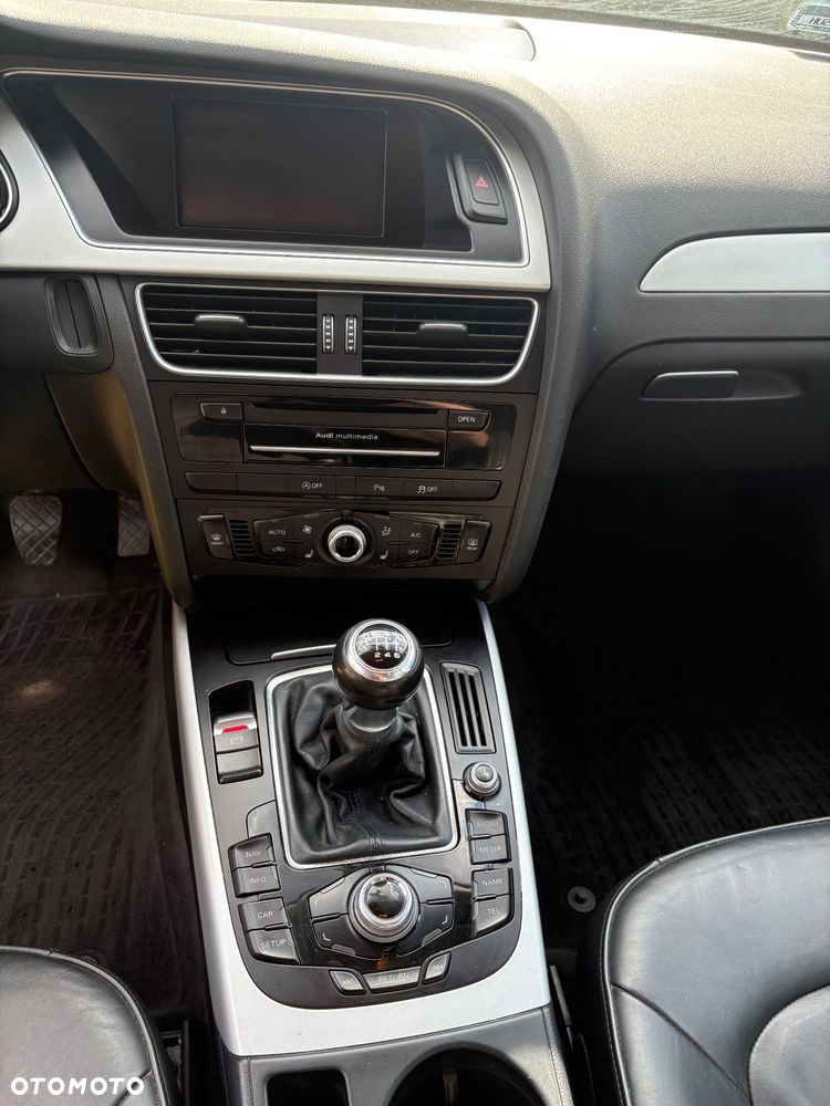 Audi A4 Avant 2.0 TDI - 10