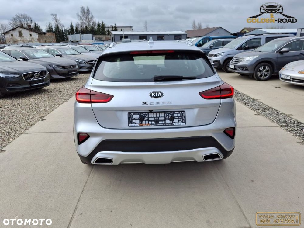 Kia XCeed - 7