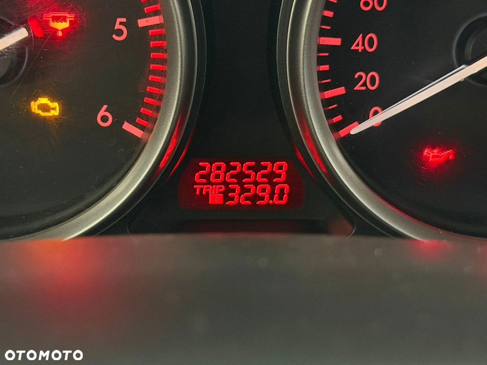 Mazda 6 2.2 CD Exclusive + - 6