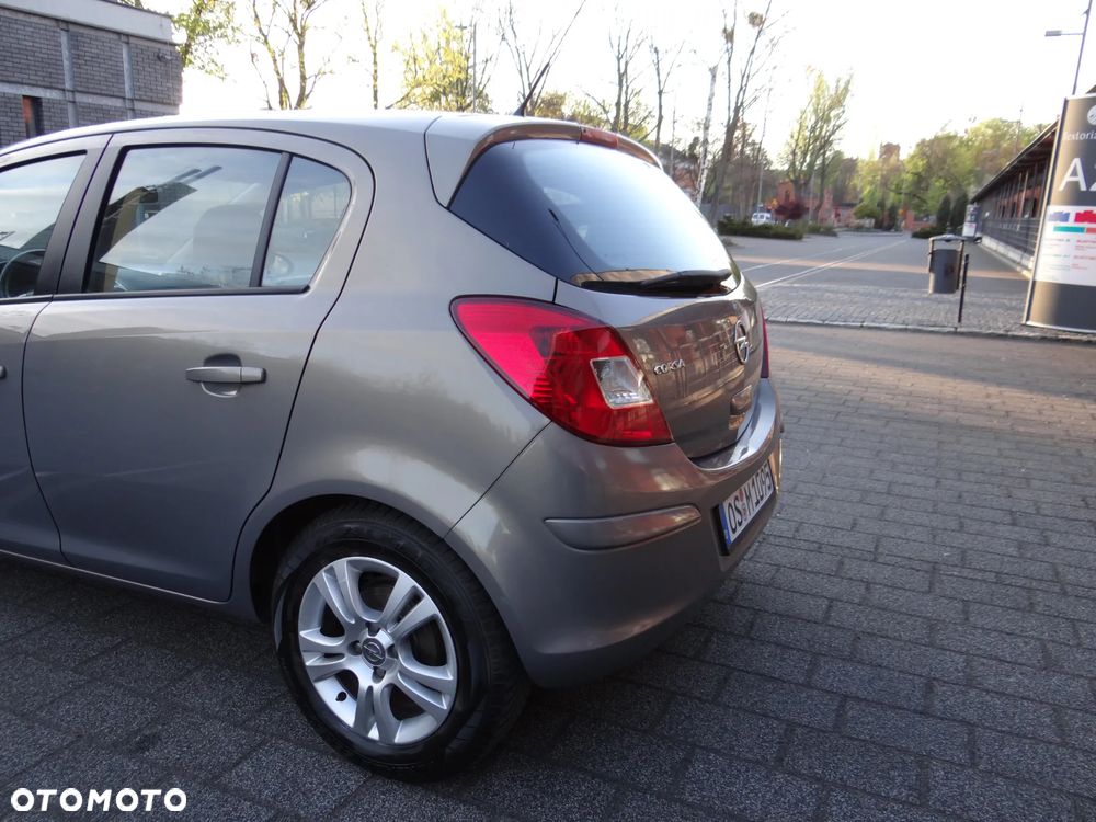 Opel Corsa 1.2 16V Enjoy - 13