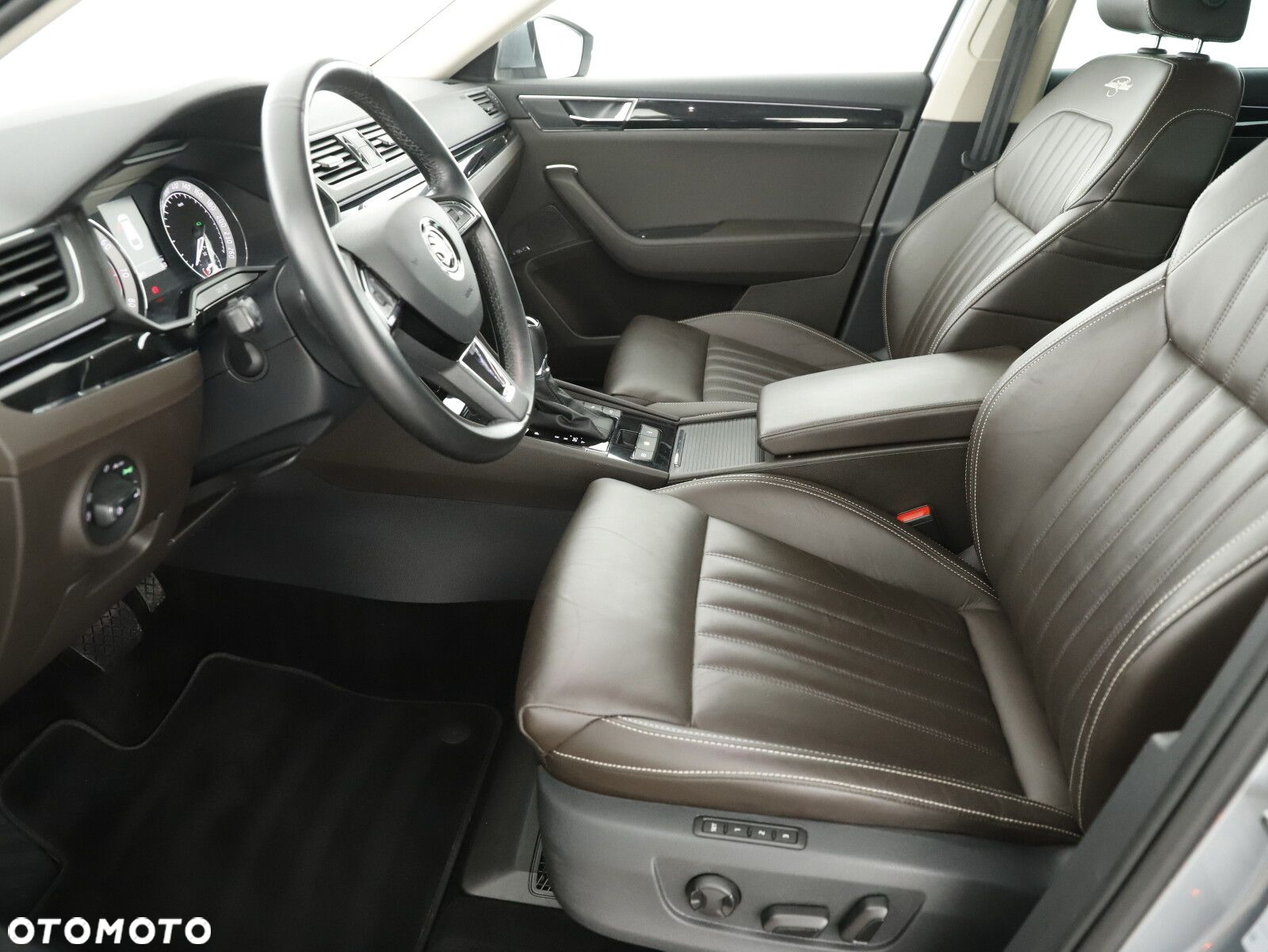 Skoda Superb - 9