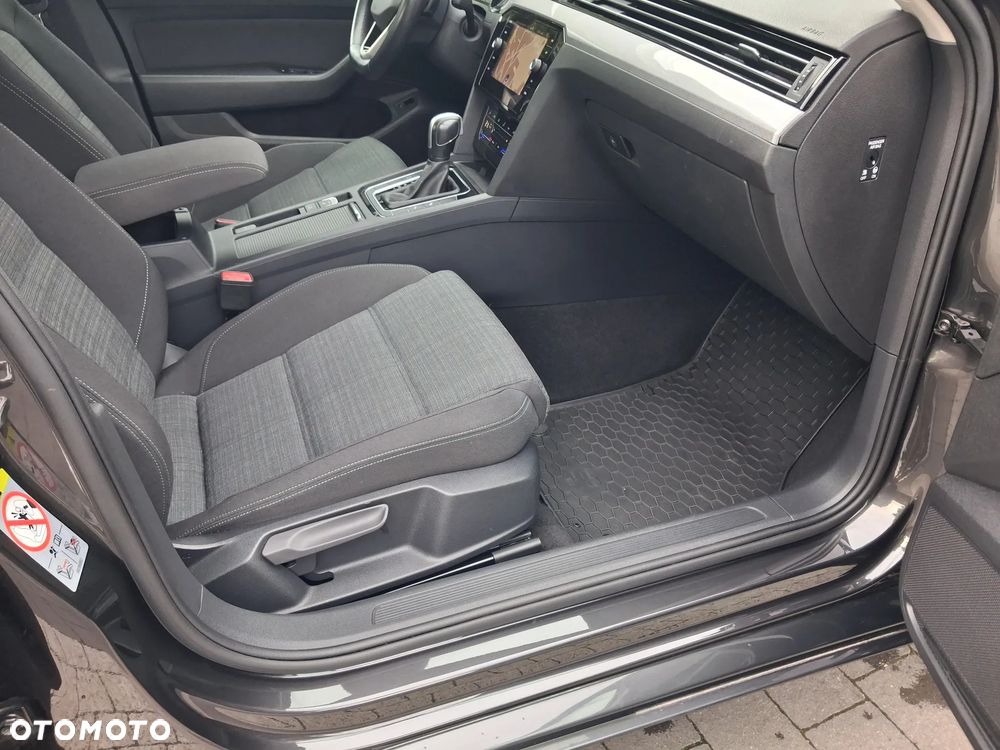 Volkswagen Passat 1.5 TSI EVO Business DSG - 10