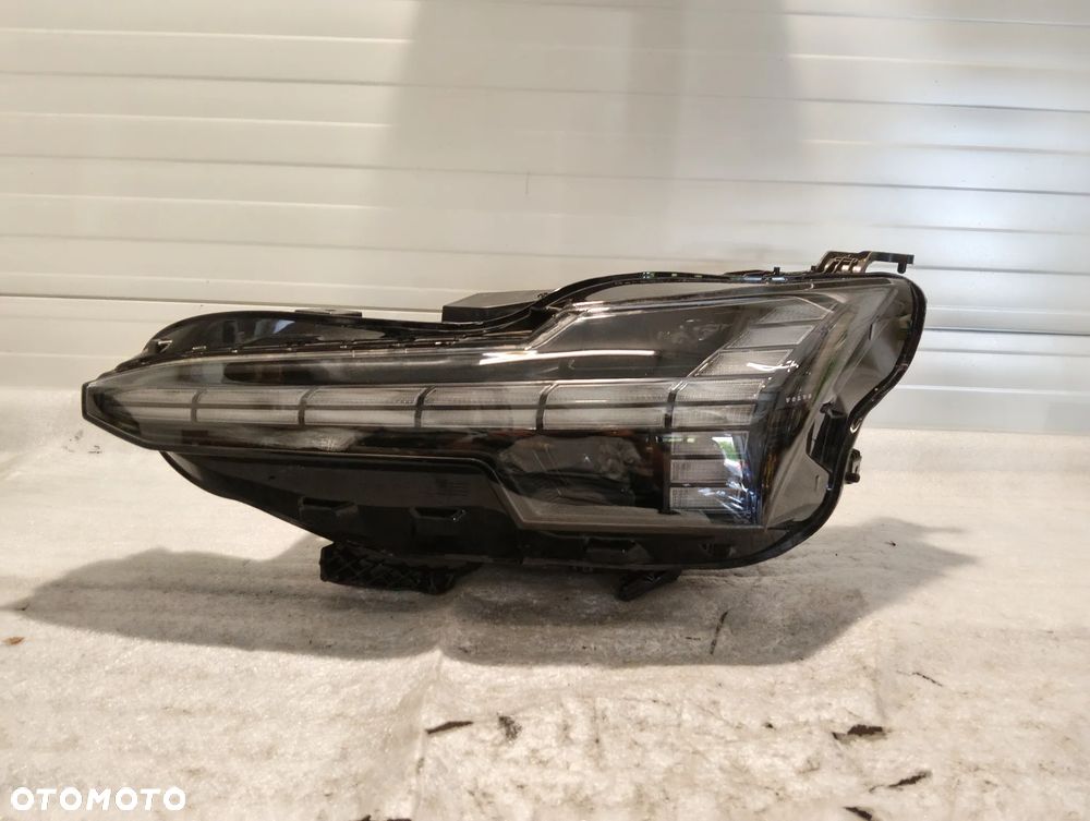 Volvo EX30 FULL LED PRZÓD STRONA LEWA 80000401 - 1