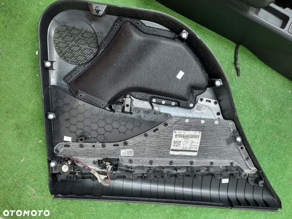 SKODA OCTAVIA IV 2020 PRAWY TYL kombi   TAPICERKA DRZWI 5E7867024A  5E8867014A 5E7867023A 5E8867013A - 5