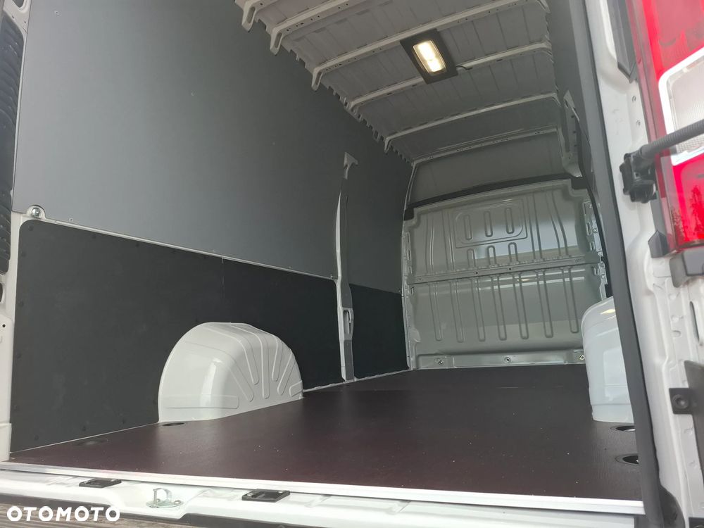 Toyota Proace Max - 9