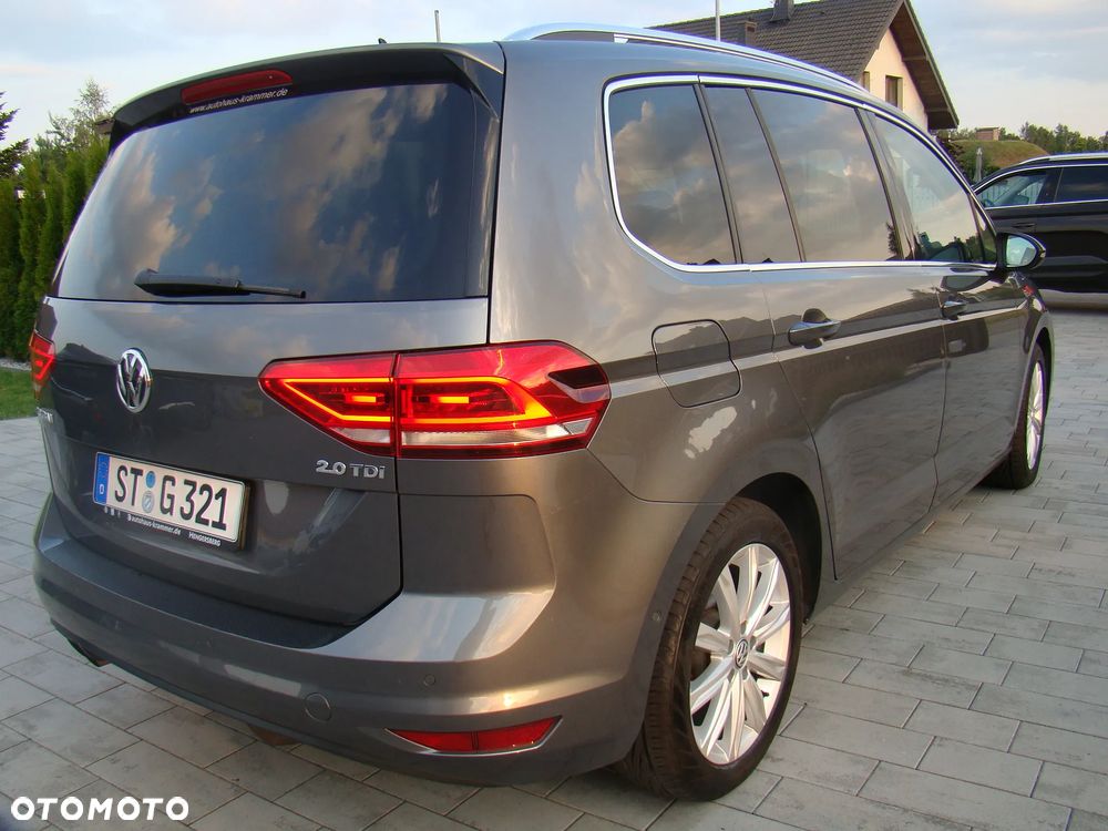 Volkswagen Touran 2.0 TDI SCR Highline - 12