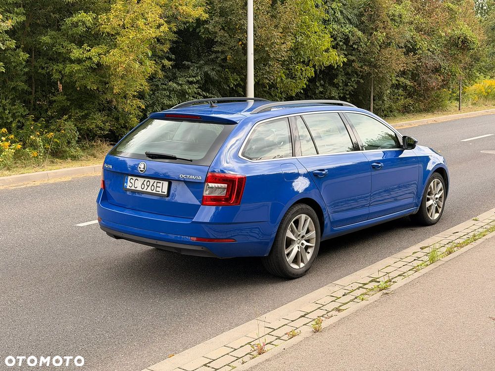 Skoda Octavia 2.0 TDI Style DSG - 3