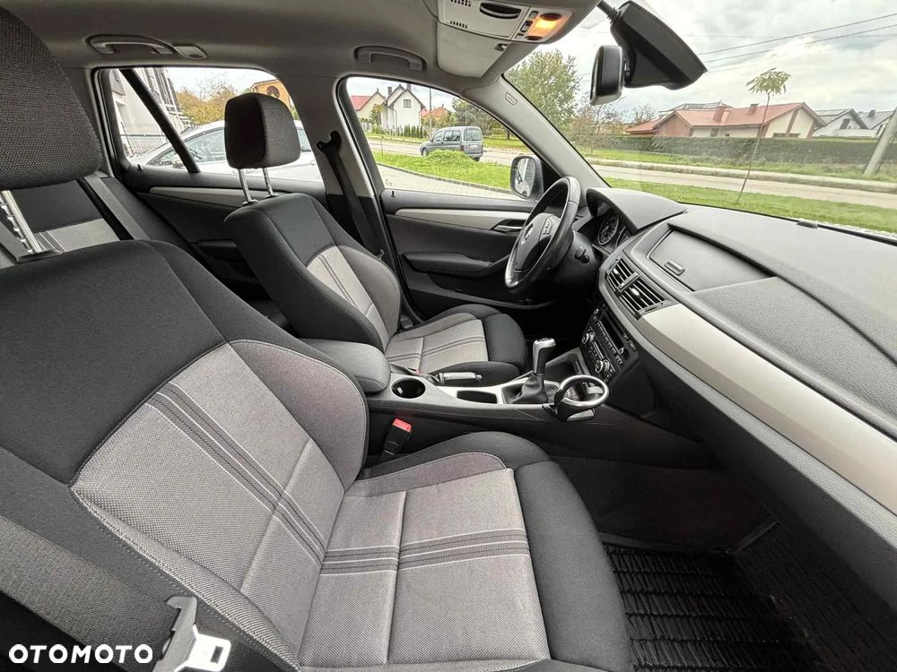 BMW X1 xDrive20d - 28