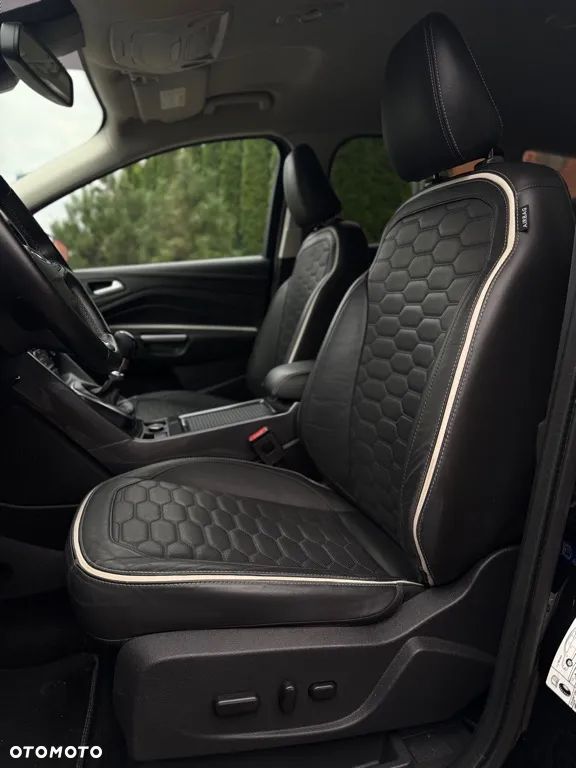Ford Kuga 1.5 EcoBoost 2x4 Vignale - 26