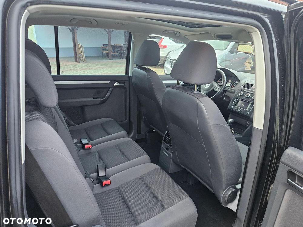 Volkswagen Touran 1.6 TDI SCR BlueMotion Technology DSG Comfortline - 6
