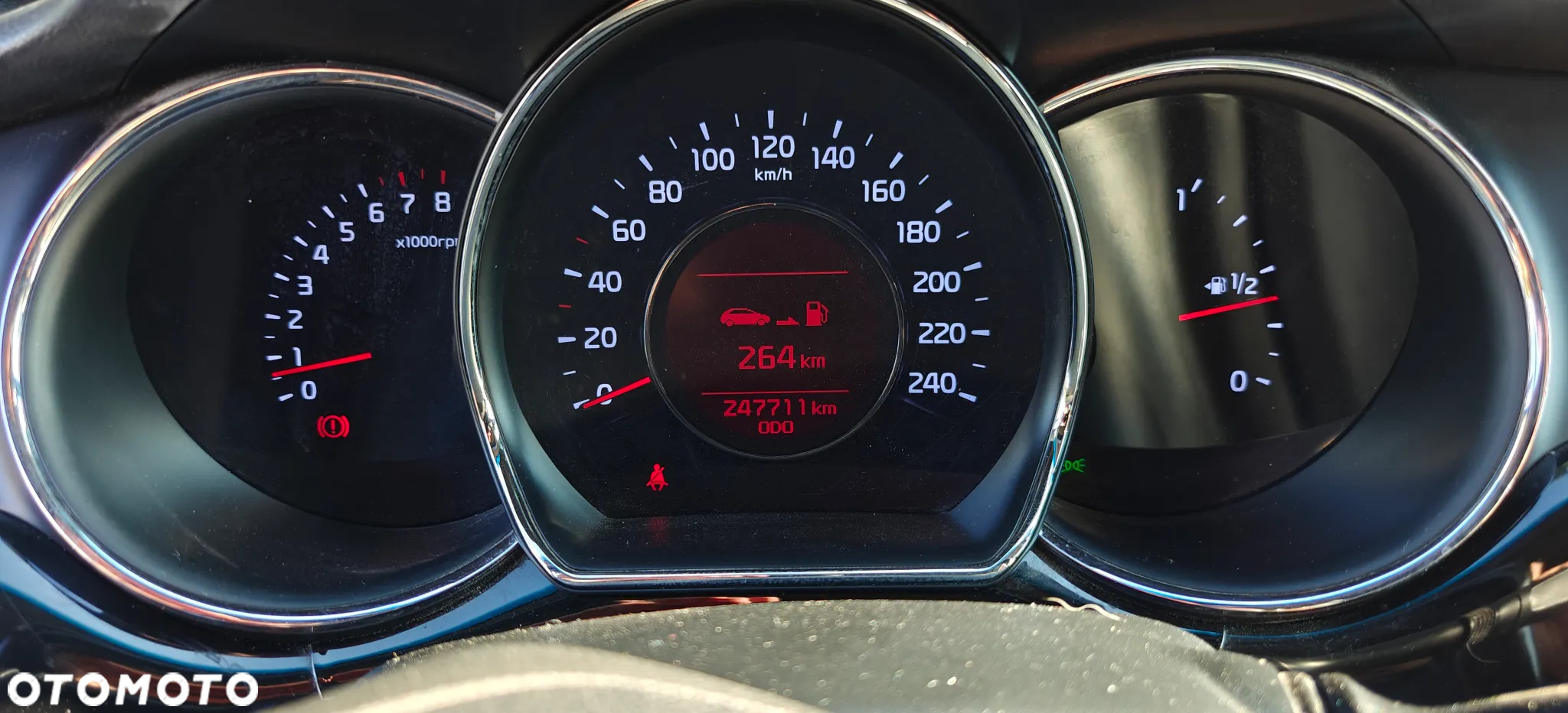 Kia Ceed - 13