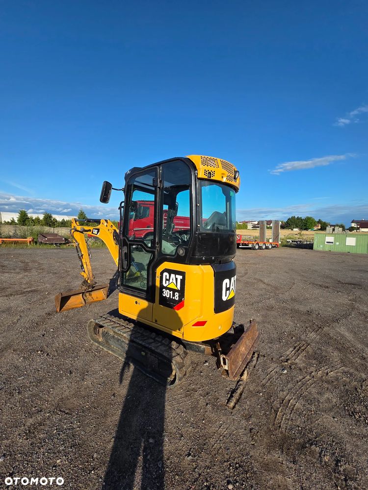 Caterpillar CAT 301.8 - 15