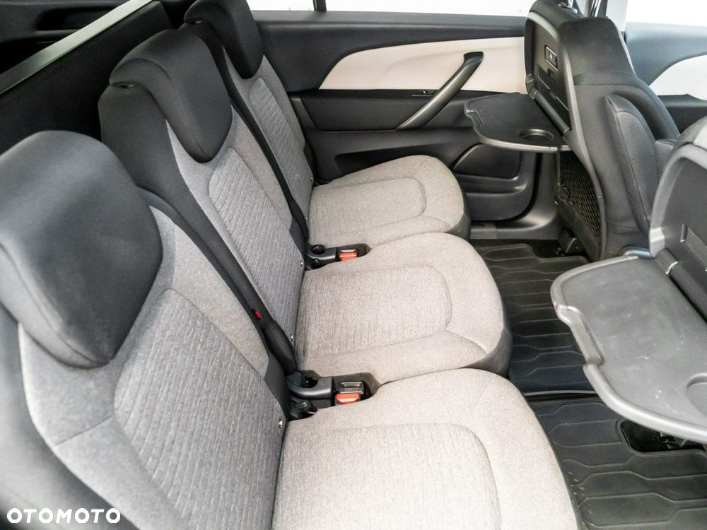 Citroën C4 Picasso 1.2 PureTech MoreLife S&S EAT6 - 31