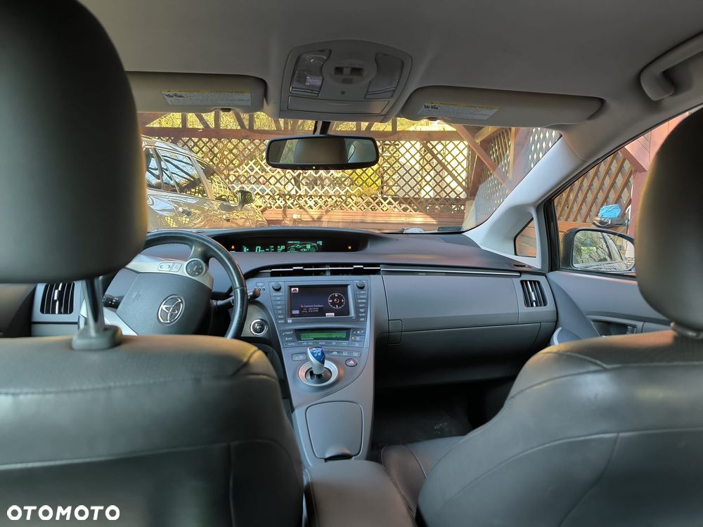 Toyota Prius - 10