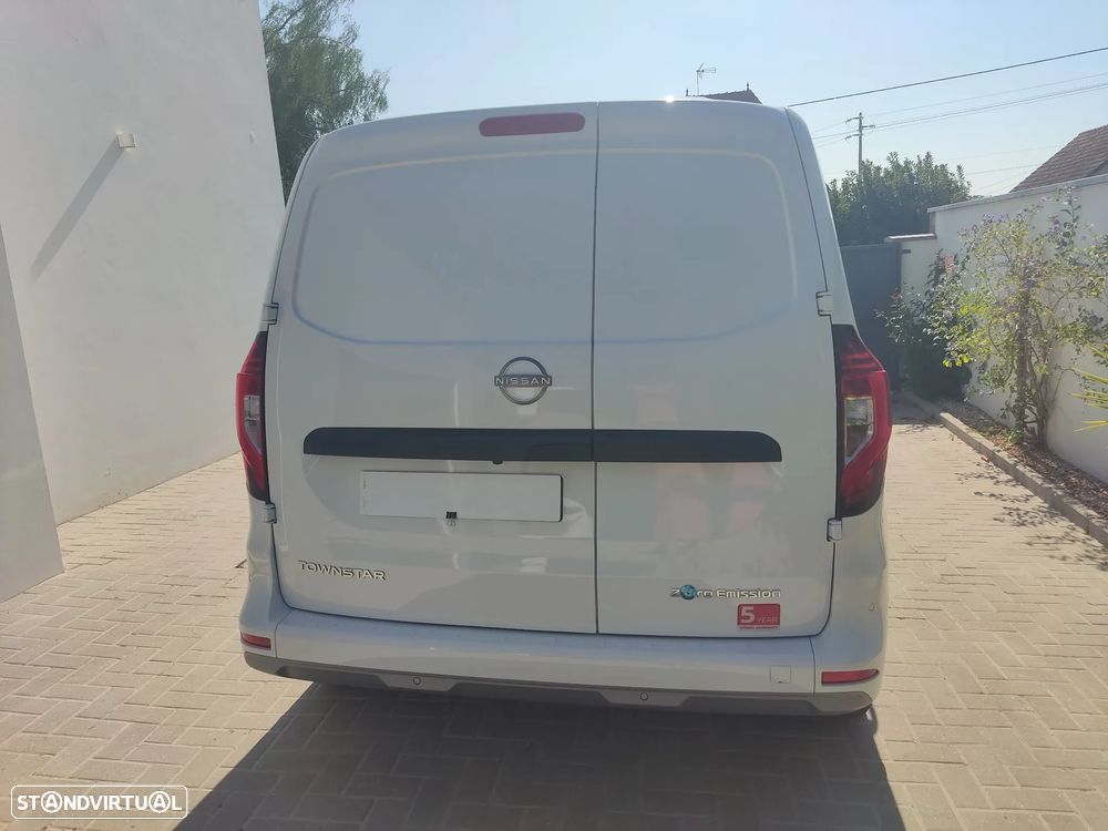 Nissan E-TOWNSTAR - 8