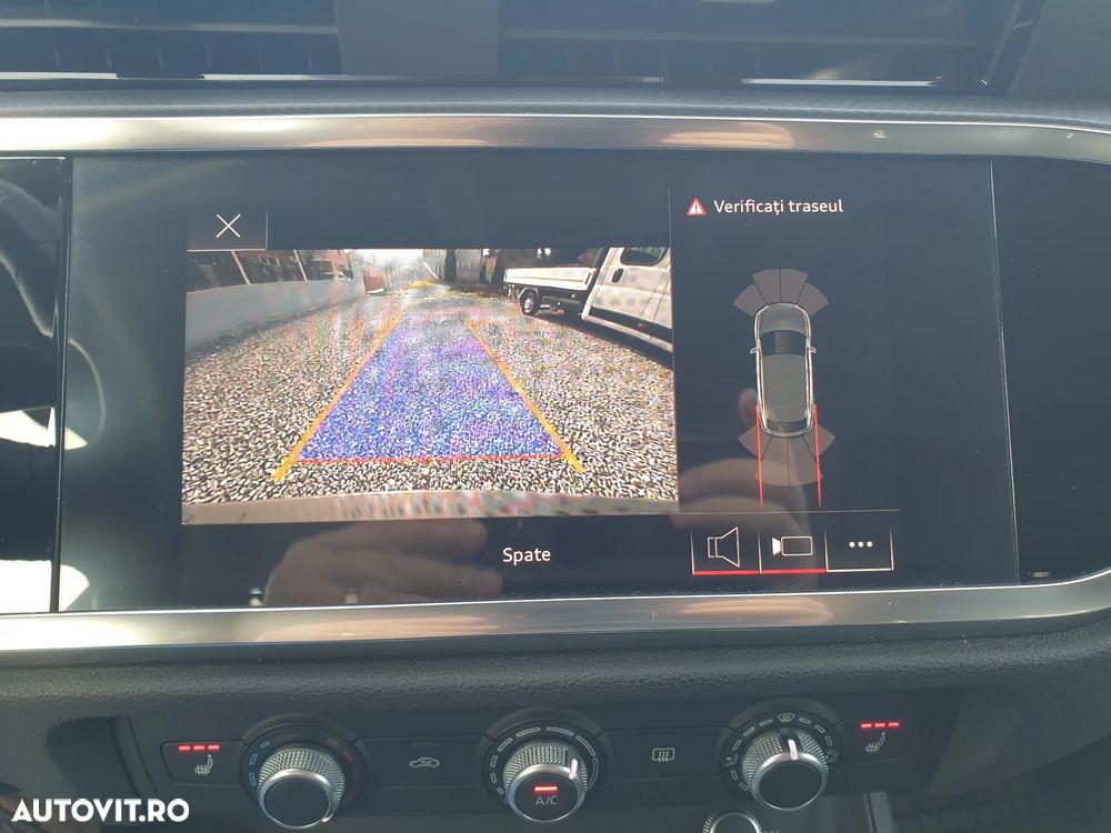 Audi Q3 Sportback 2.0 35 TDI quattro S tronic S Line - 29