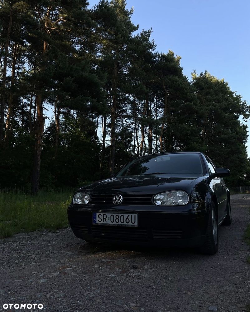 Volkswagen Golf - 16