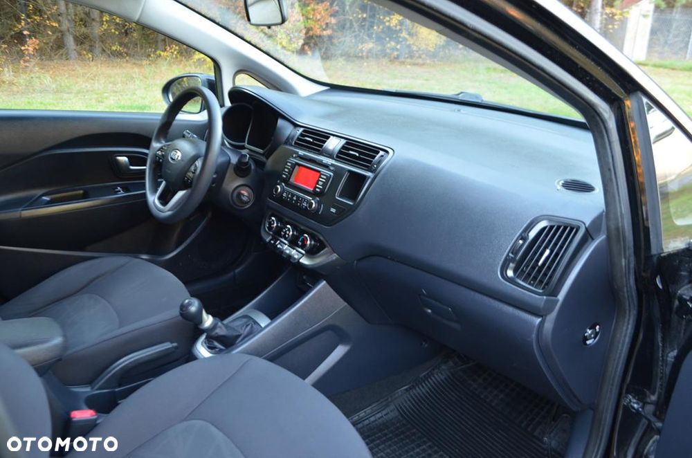 Kia Rio - 29