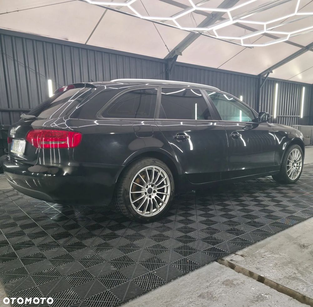 Audi A4 Avant 2.0 TDI DPF Ambition - 7