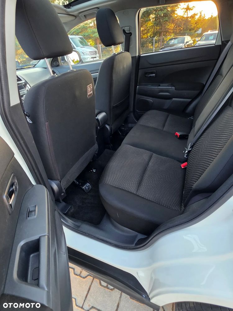 Mitsubishi ASX - 25