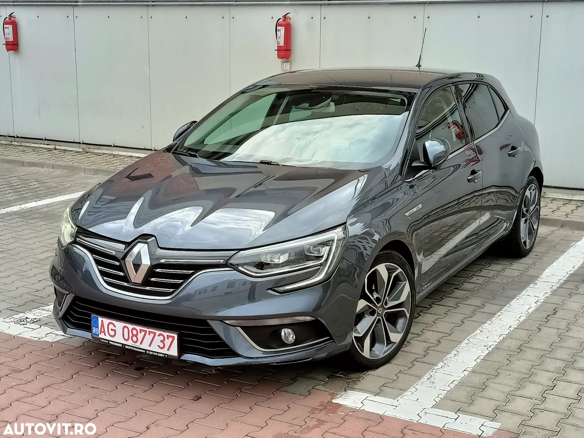 Renault Megane - 1