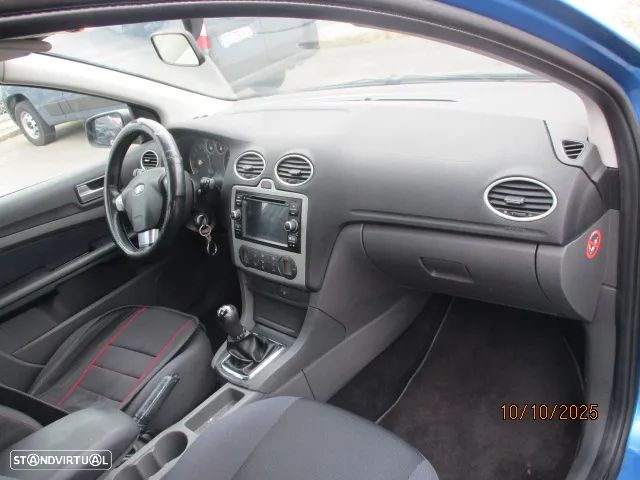 Ford Focus 1.4 16V Connection - 10