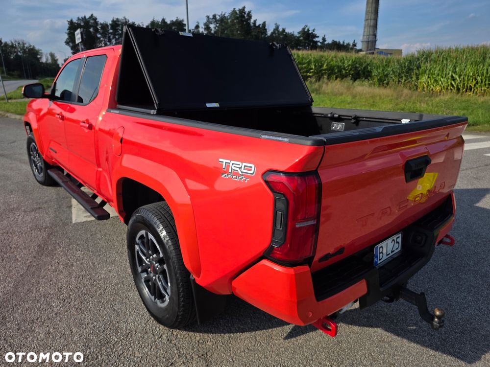 Toyota Tacoma - 10