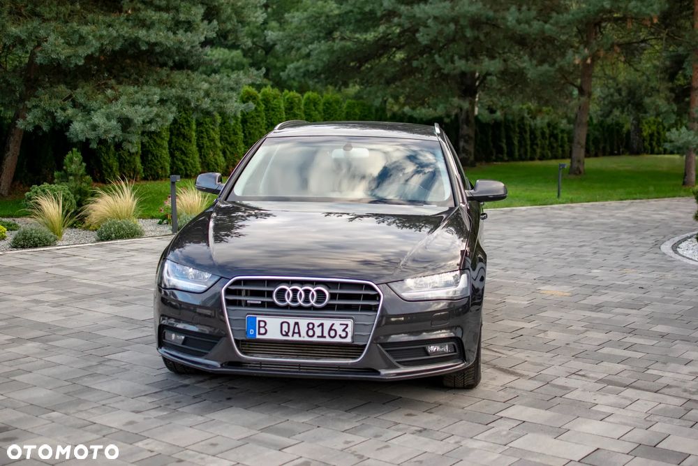Audi A4 Avant - 6