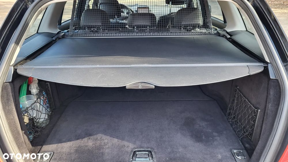 Mercedes-Benz Klasa C 180 Kompressor Automatik BlueEFFICIENCY Avantgarde - 11