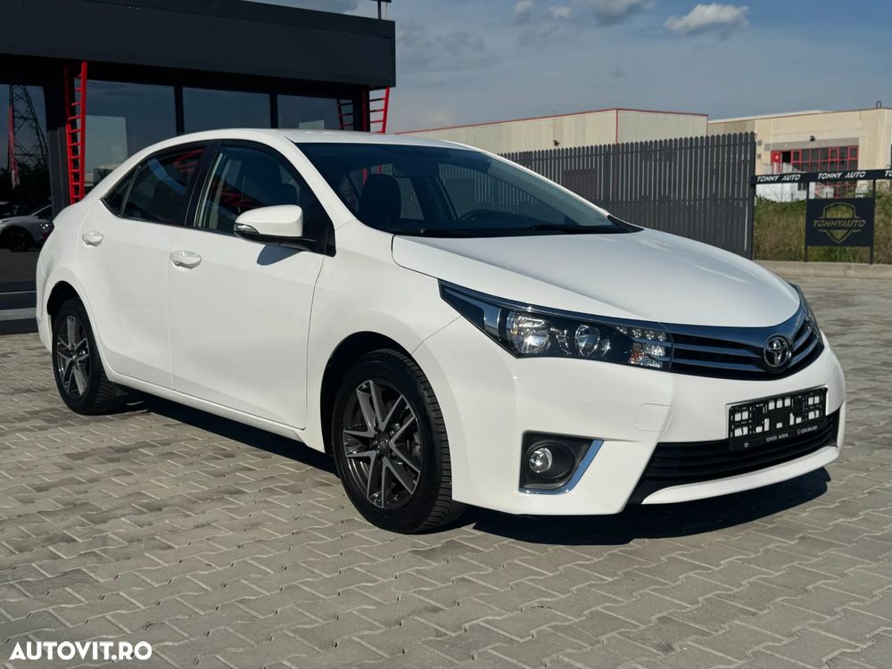 Toyota Corolla 1.6 Valvematic Life Plus - 9
