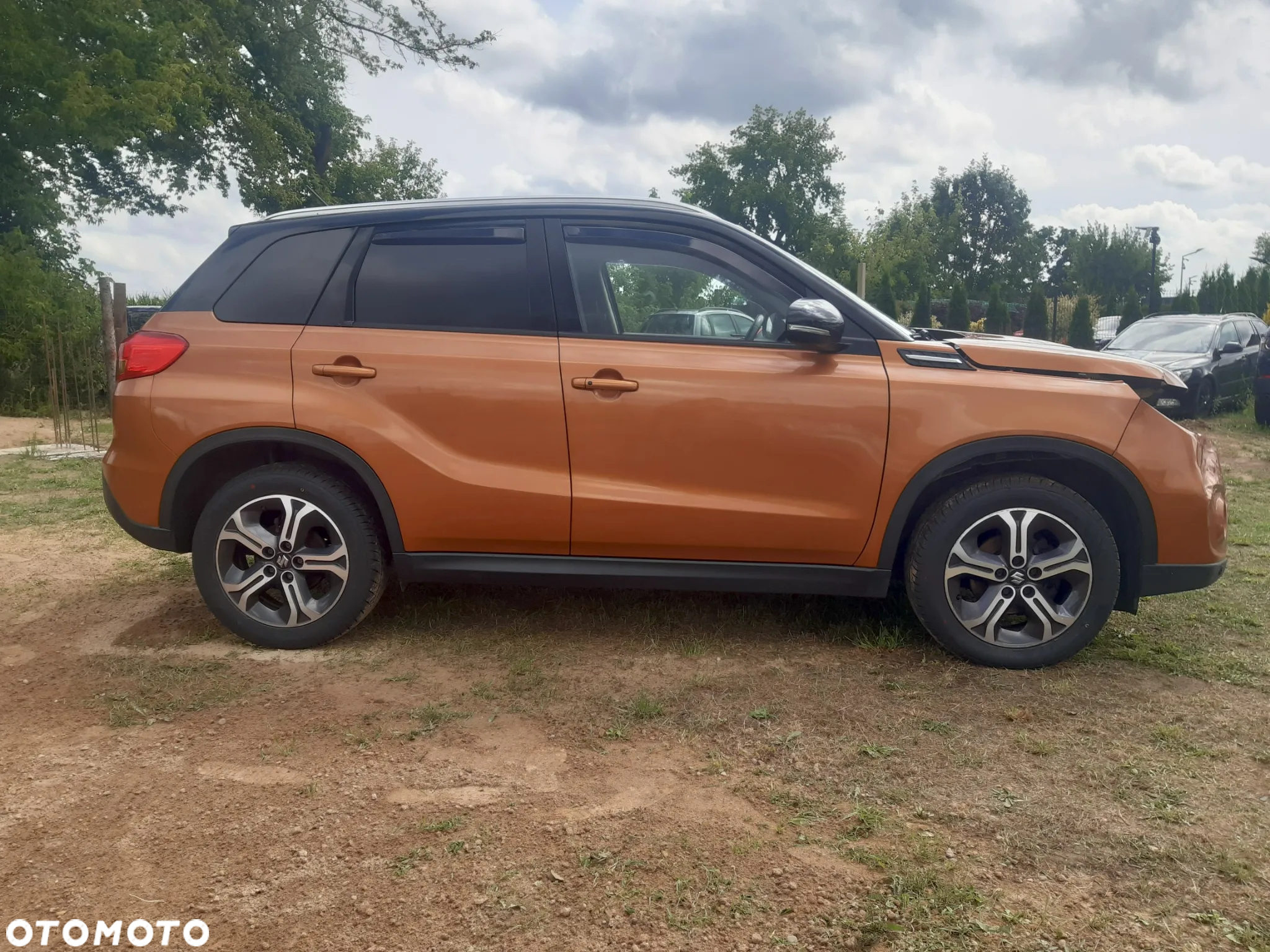 Suzuki Vitara 1.6 DDiS (4x4) Allgrip Comfort+ - 3