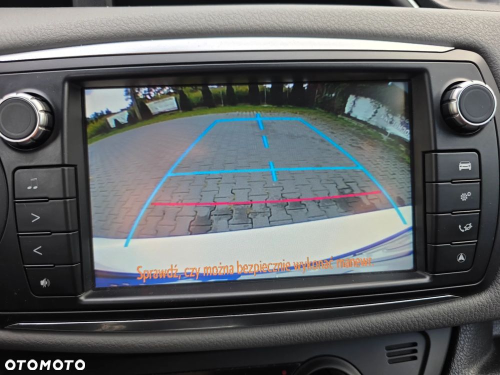 Toyota Yaris 1.33 Premium - 15