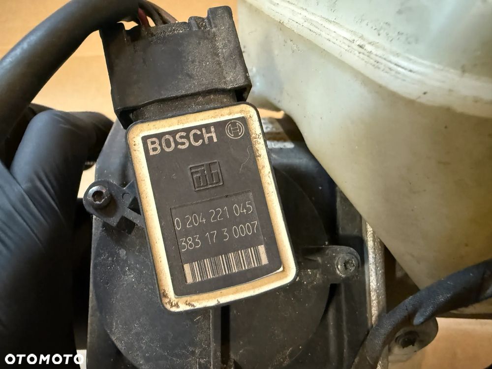 Serwo pompa hamulca Mercedes E-Klasa W211 A0004300312 0204221045 OE - 2