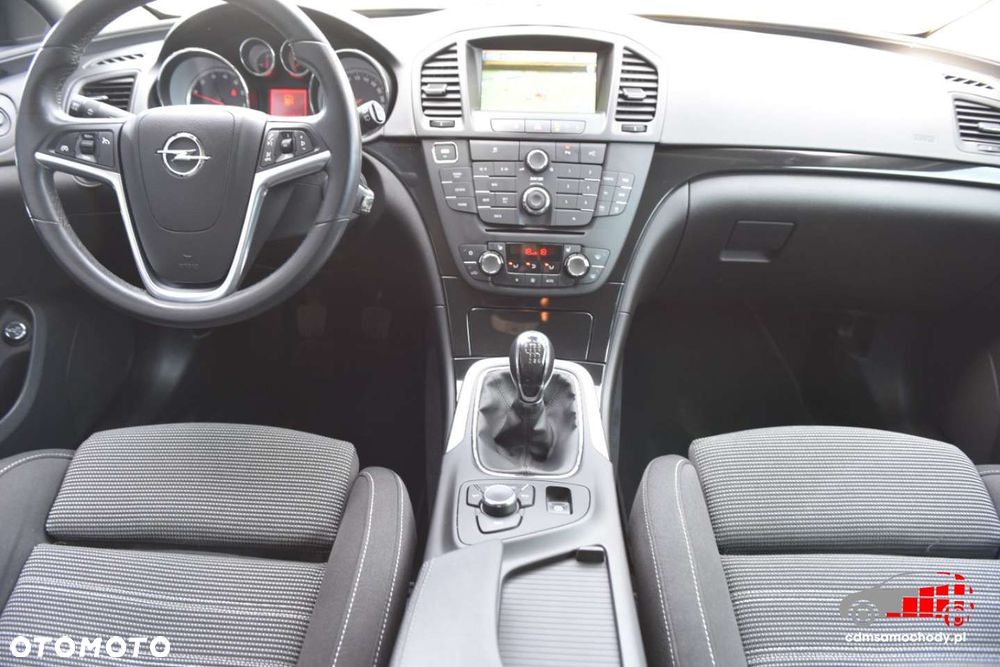 Opel Insignia - 24
