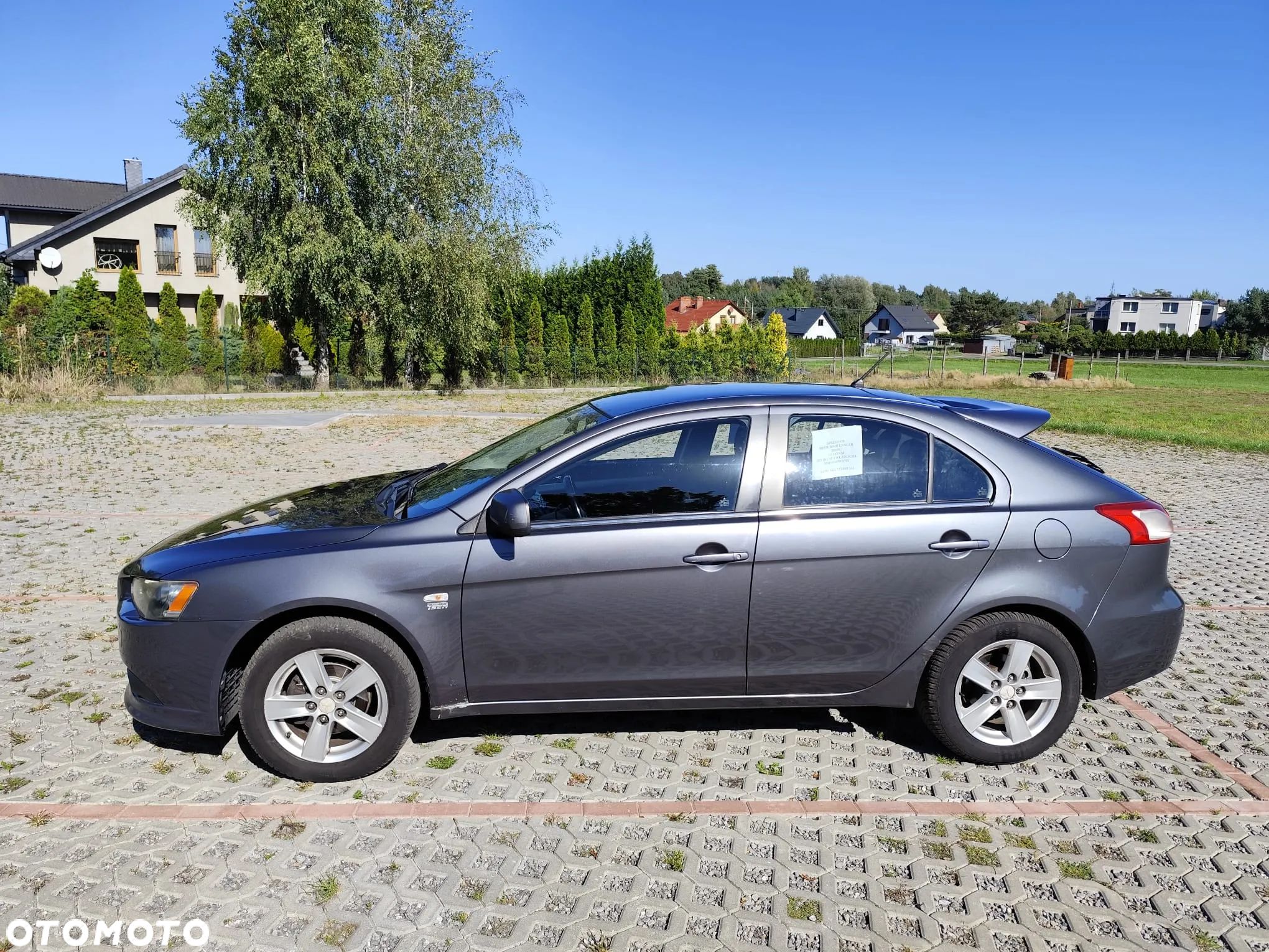 Mitsubishi Lancer 1.8 Invite - 1