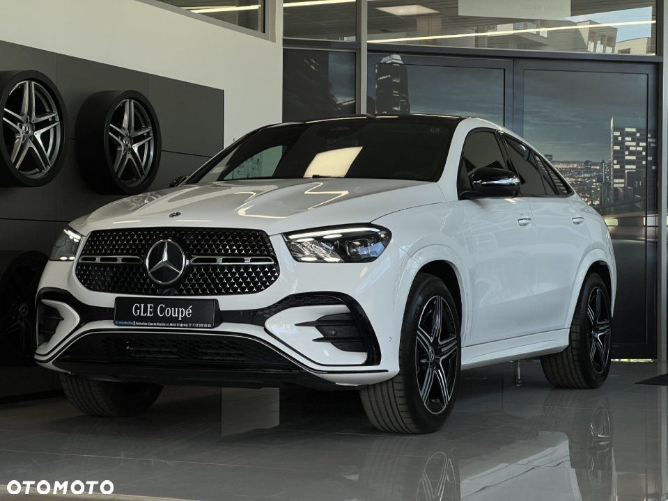 Mercedes-Benz GLE - 1