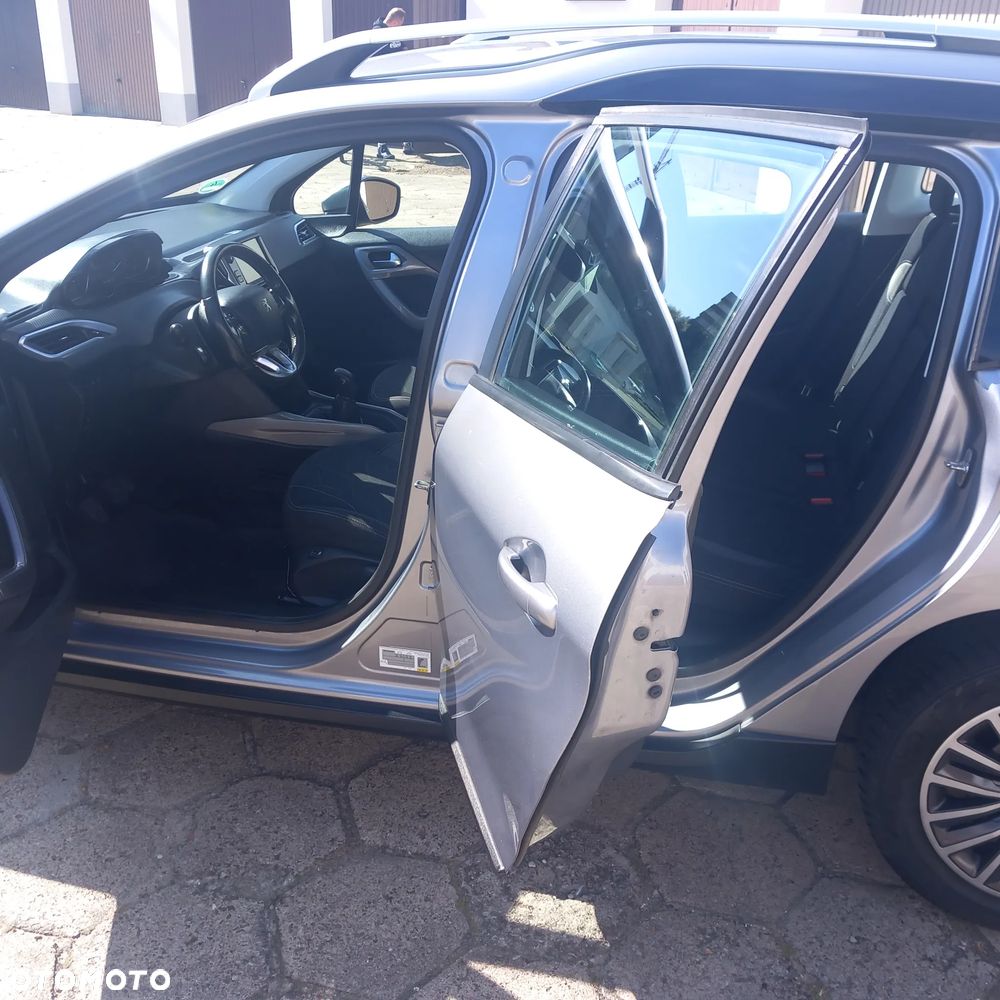 Peugeot 2008 - 20