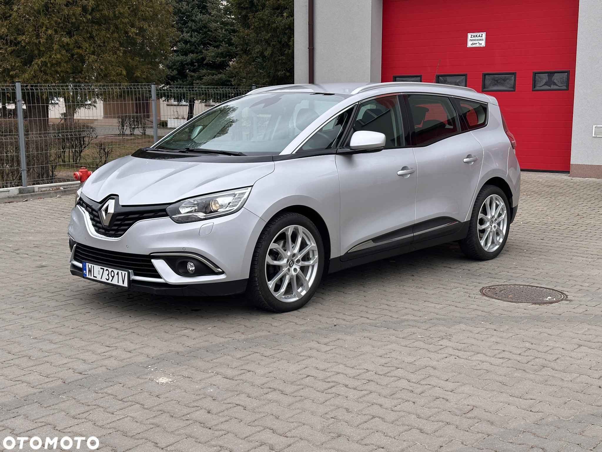 Renault Grand Scenic ENERGY TCe 115 Expression - 4