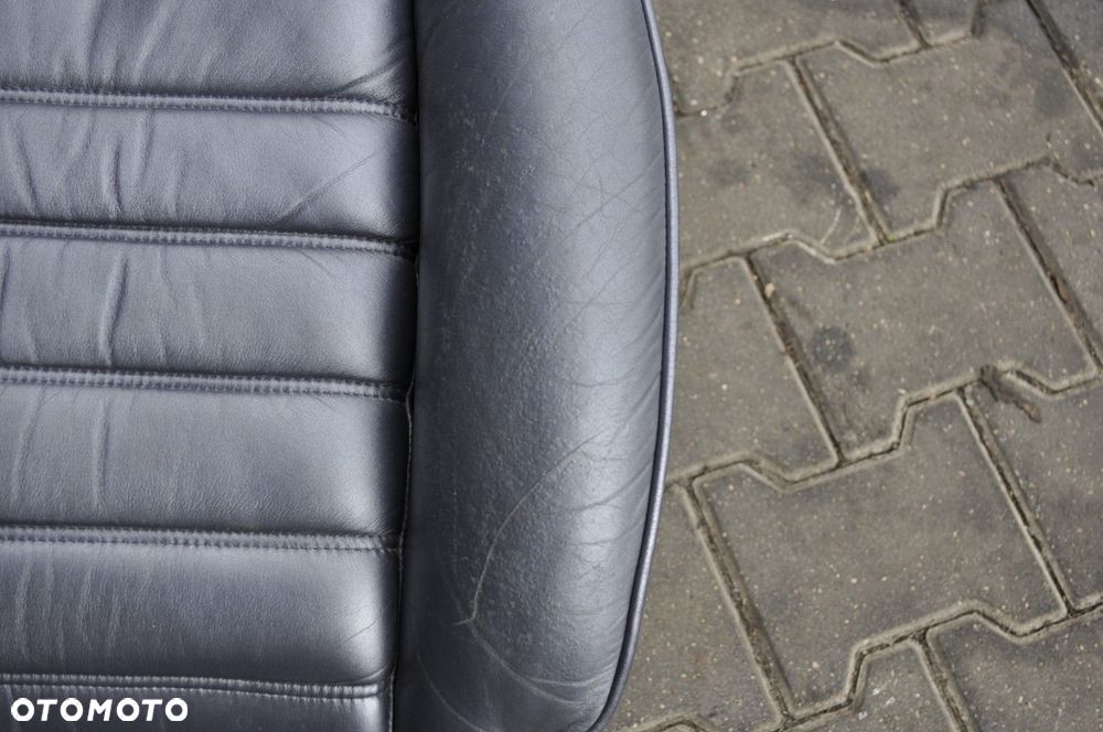 PORSCHE 911 II 930 COUPE FOTELE KANAPA SKÓRA ELEK - 17