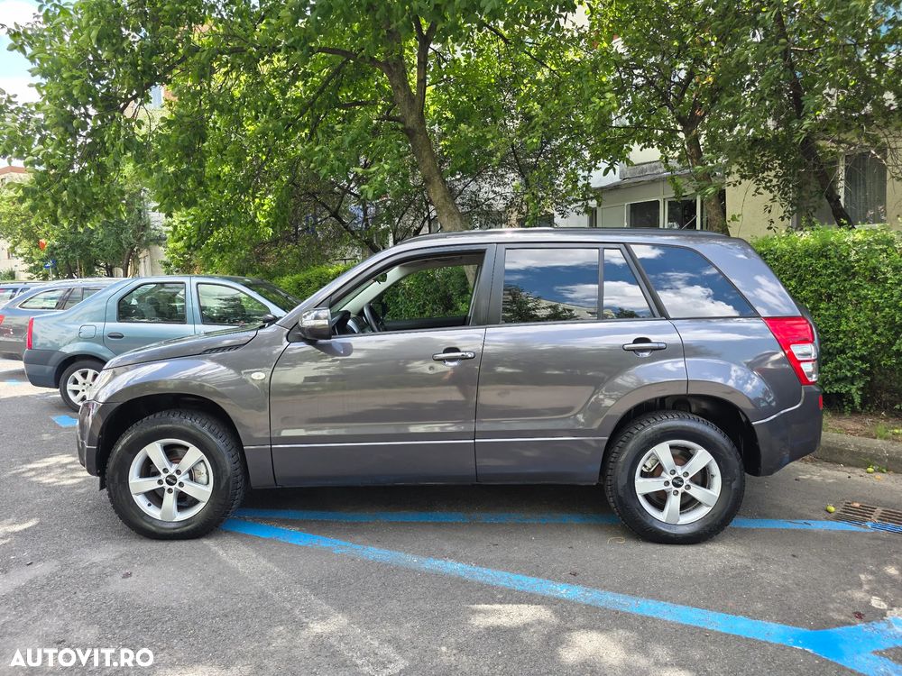 Suzuki Grand Vitara 1.9 DDIS JLX Navi - 2