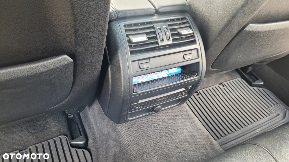 BMW Seria 5 - 16