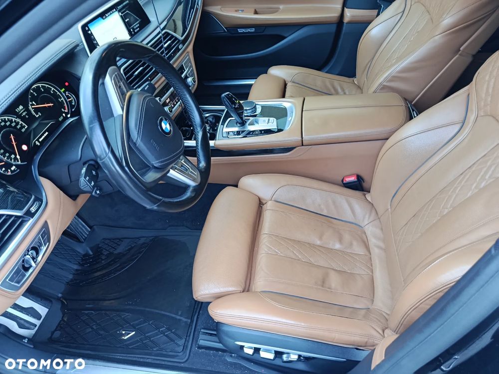 BMW Seria 7 730d xDrive - 9