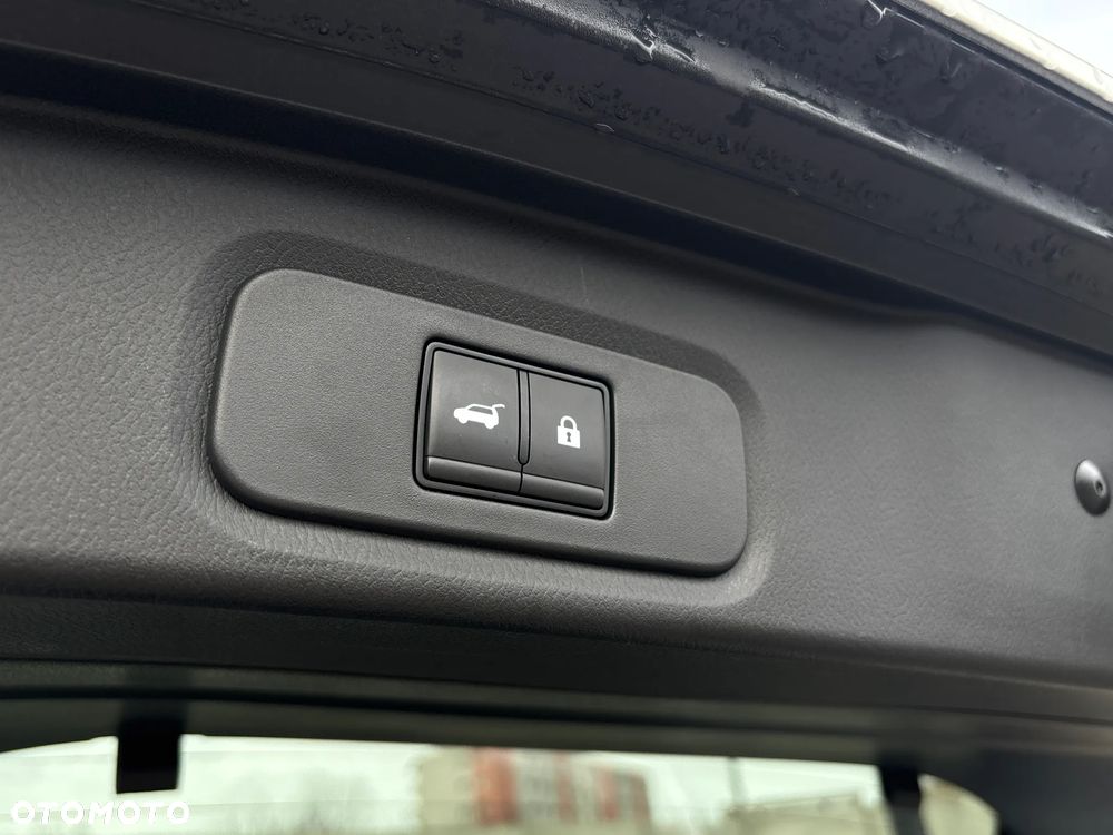 Nissan Qashqai 1.3 DIG-T MHEV N-Connecta Xtronic - 27