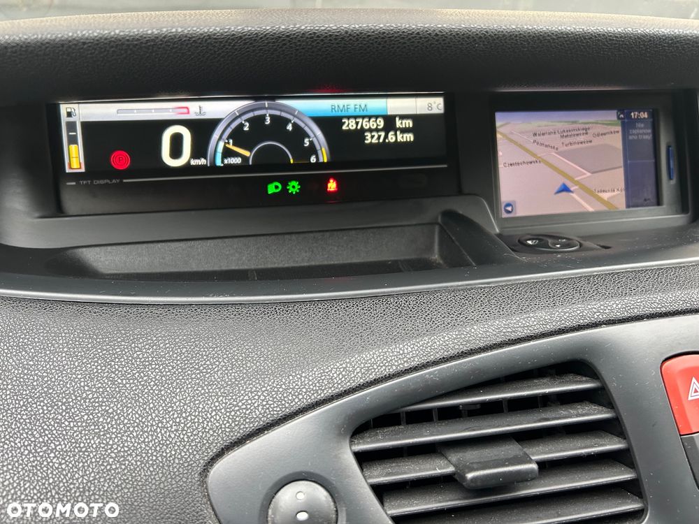 Renault Scenic 1.5 dCi Emotion - 8