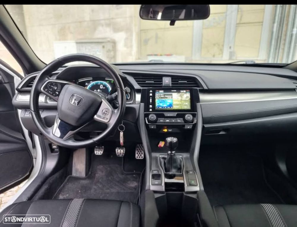 Honda Civic 1.0 i-VTEC Elegance - 6